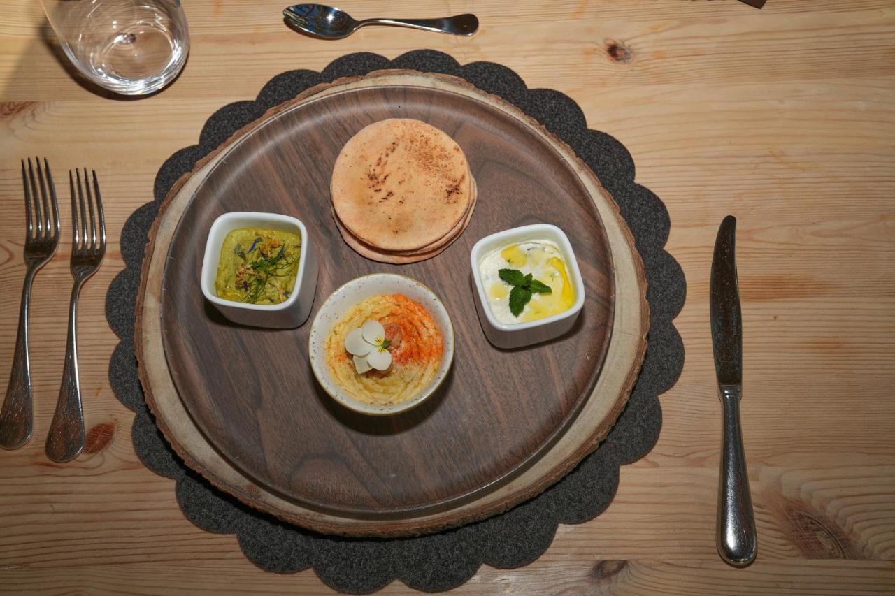 Hotel Pordoi Passo Pordoi Vegetarian Hotel Канацеї Екстер'єр фото